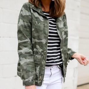 Old Navy Green Camo Utility Jacket Full Zip Small